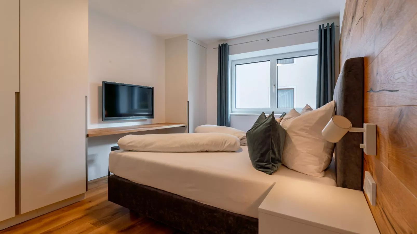Ferienwohnung Emilia-Bedroom