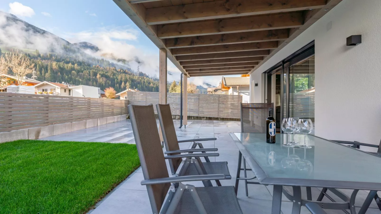 Ferienwohnung Emilia-Terrace balcony