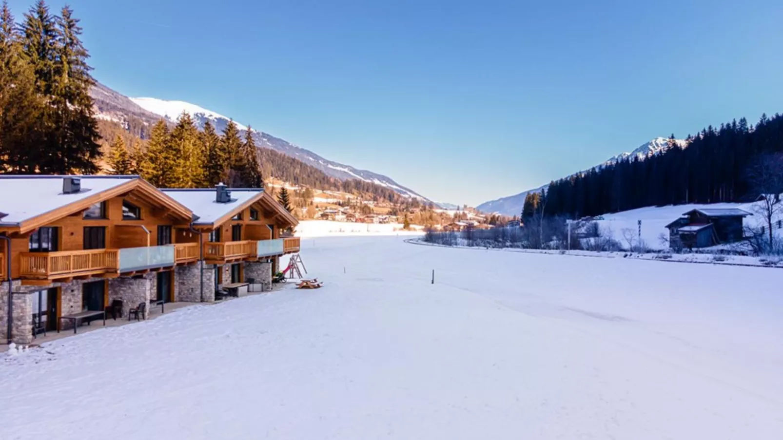 Felsener Wald-Exterior winter