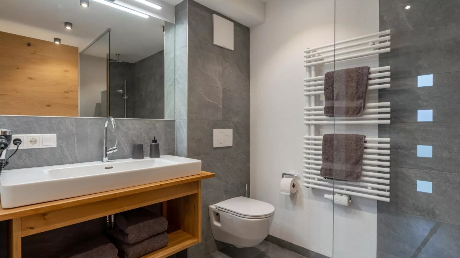 Tauernsuites Uttendorf by Mimi-Salle de bain