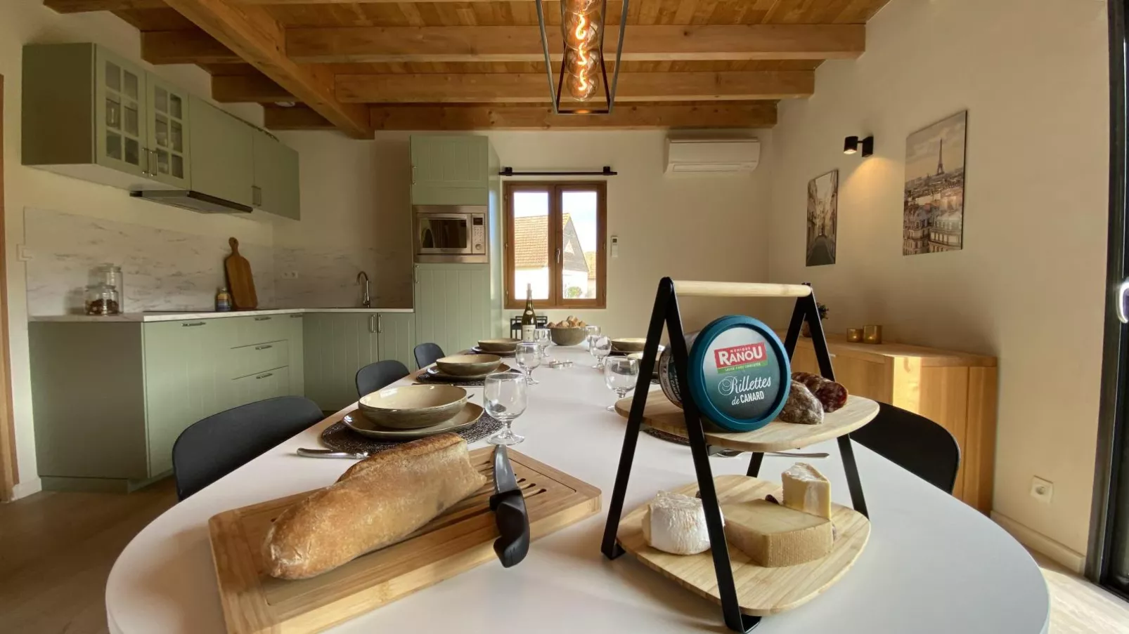 Le Lac Bleu nr 27-Dining room