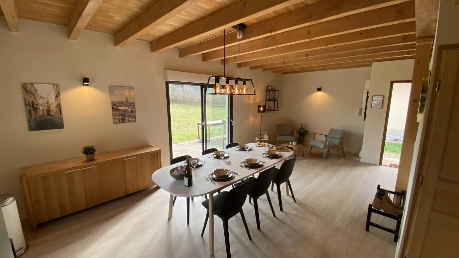 Le Lac Bleu nr 27-Dining room