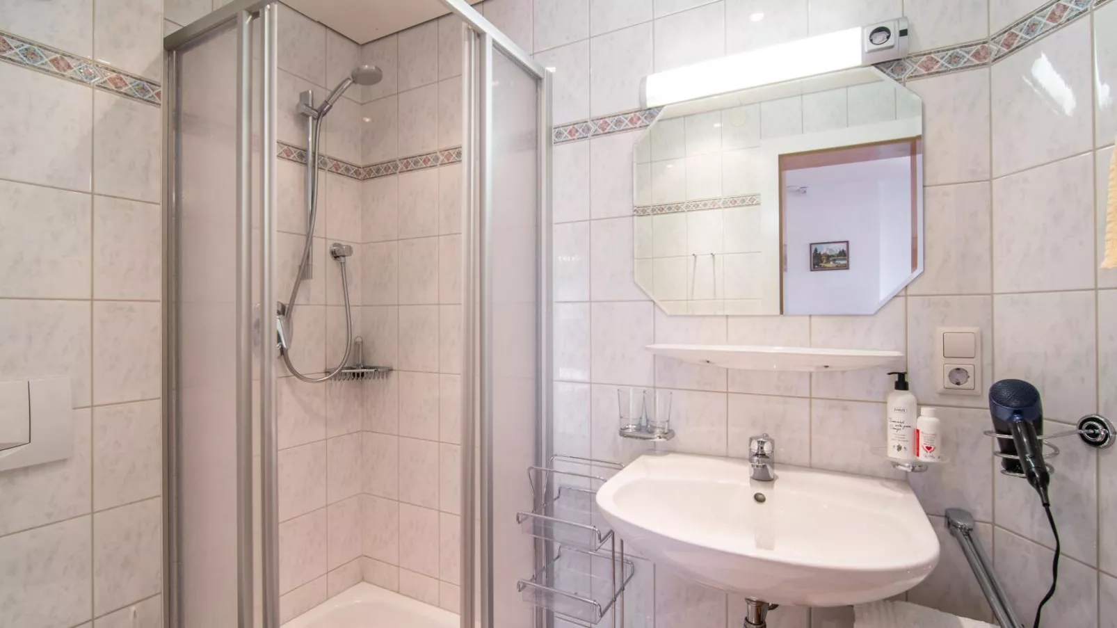 Schleicherhof II-Bathroom