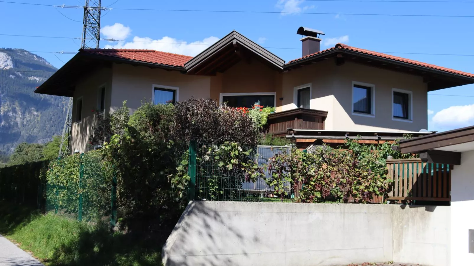 Wildauer-Exterior summer