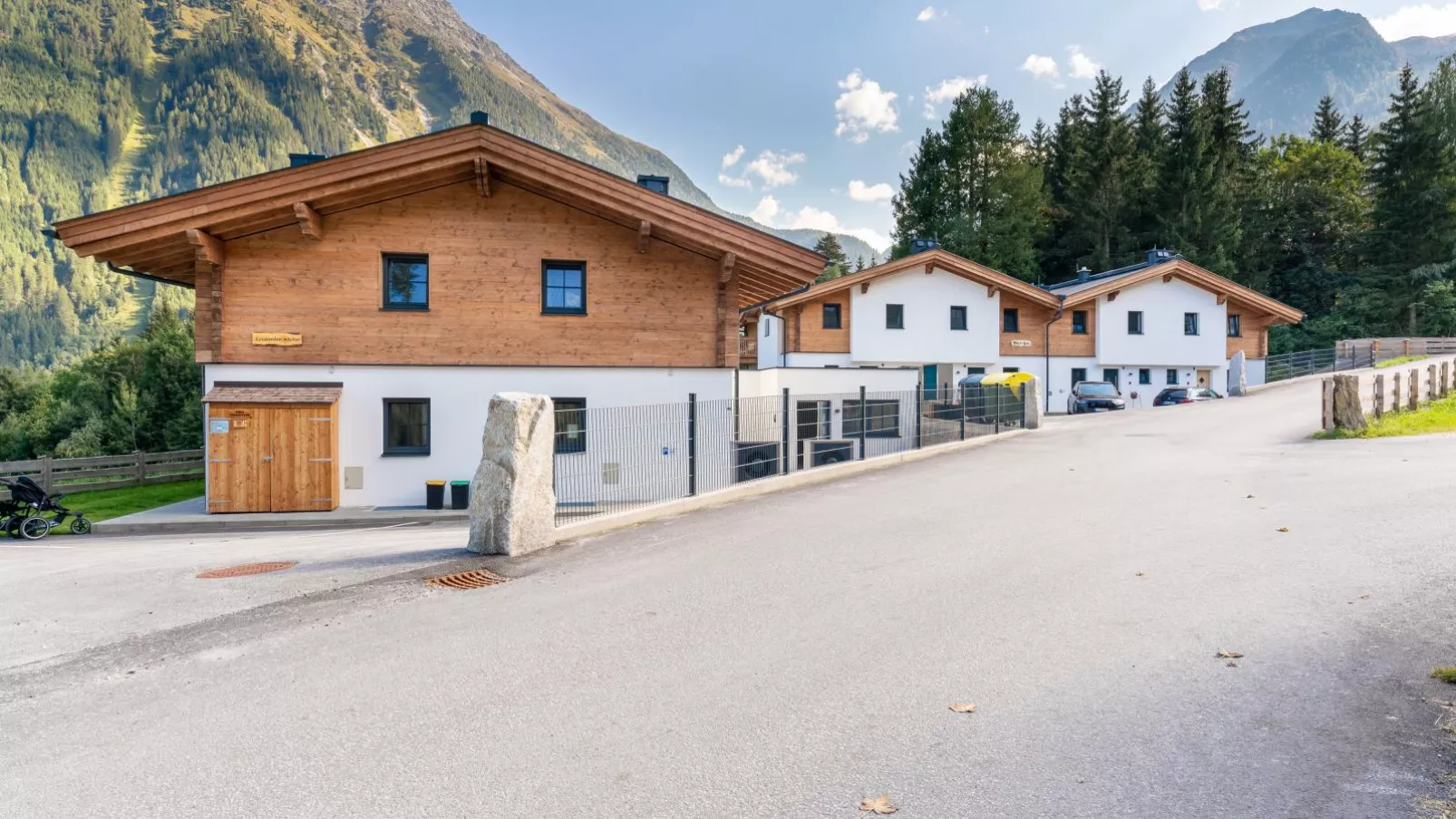 Chalet Sylvia-Exterior summer