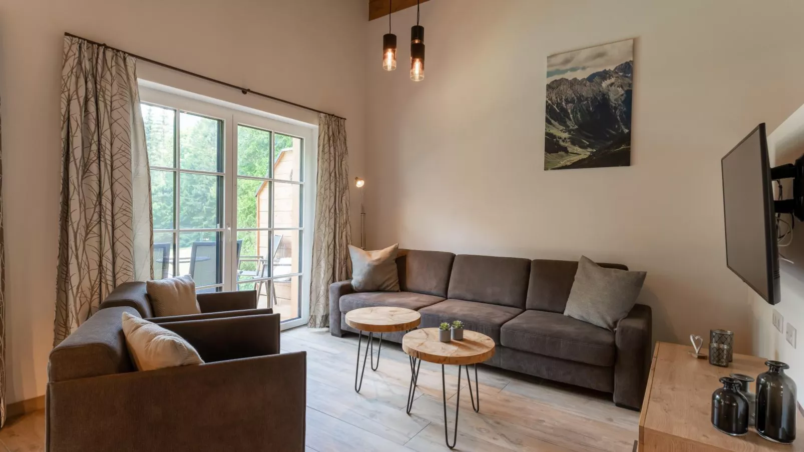 Tauernlodge Krimml 2B-Living room
