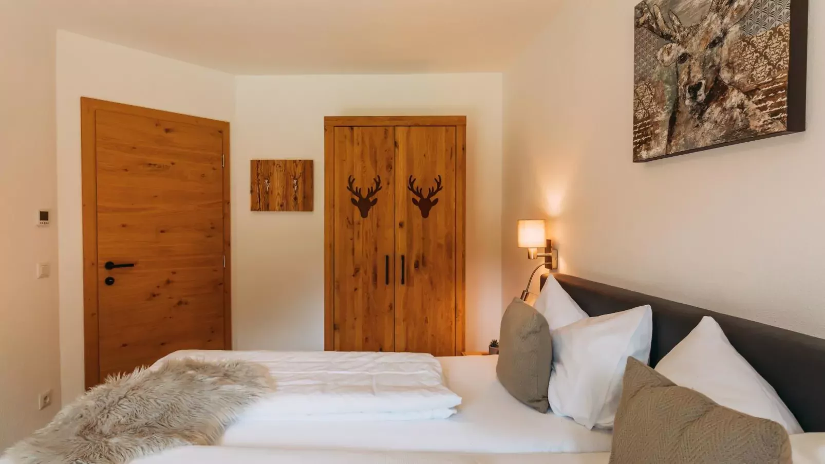 Tauernlodge Krimml 2B-Bedroom