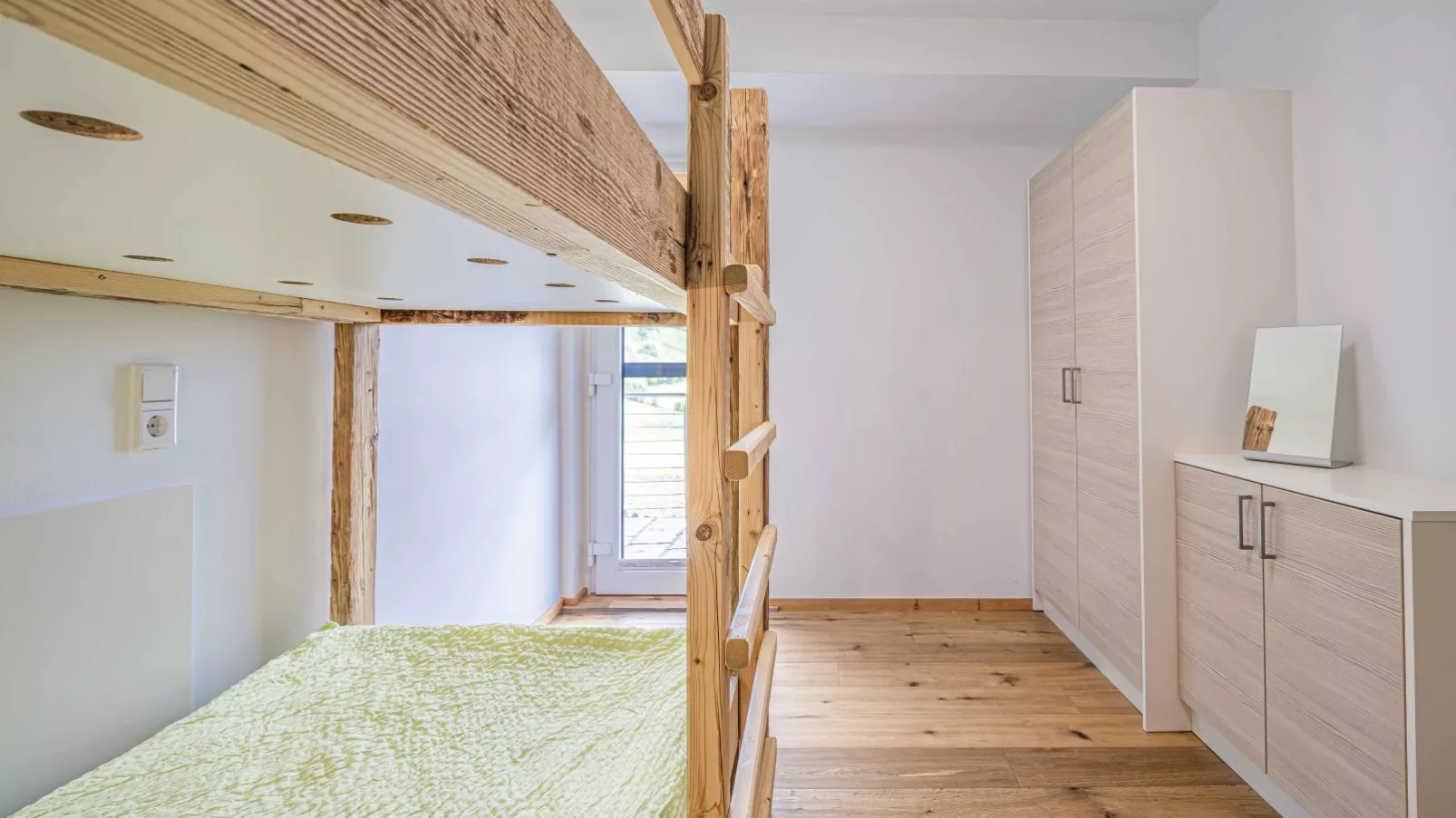 Gebirgsjagd-Bedroom