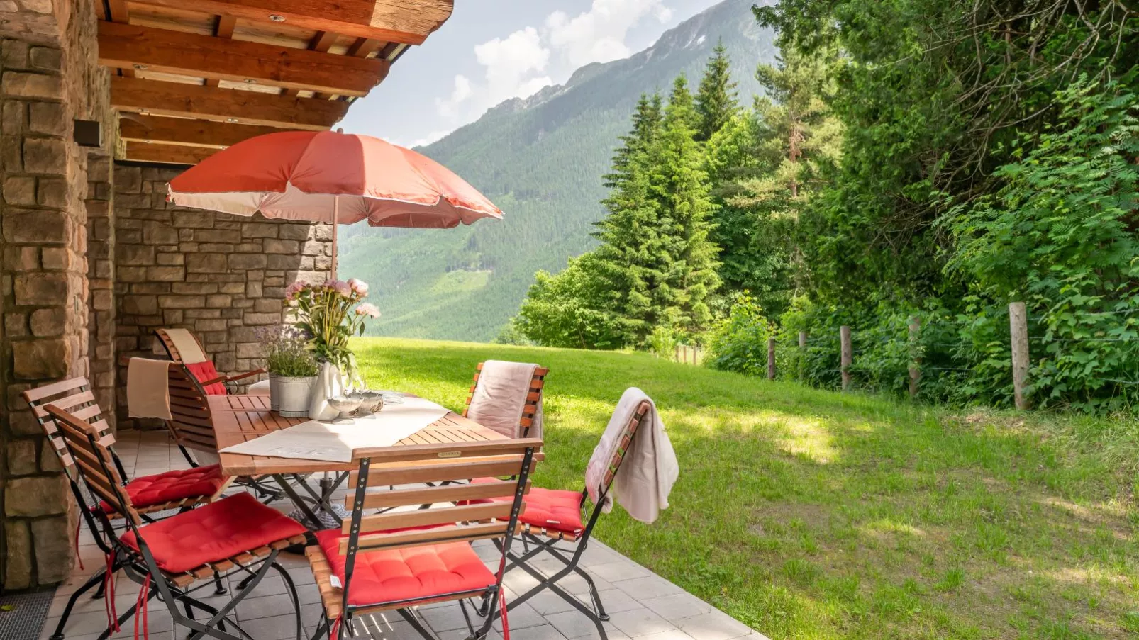 Tauernlodge Krimml 1A-Terrace balcony