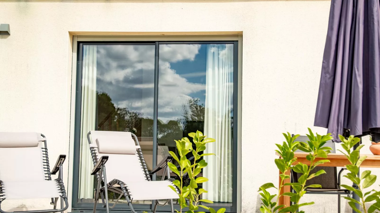 Lac Bleu 16-Terrace balcony