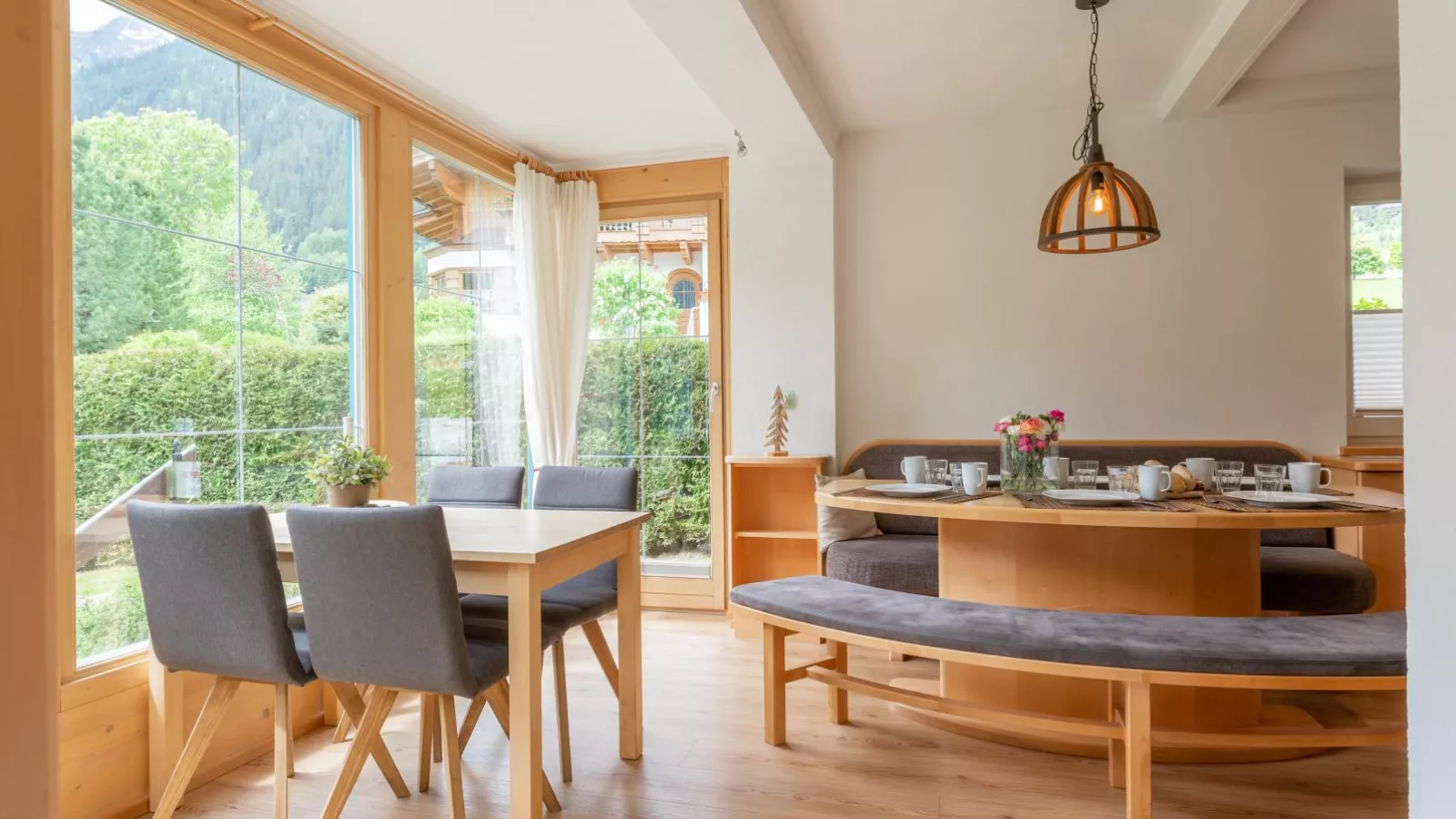 Tauernpanorama-Dining room