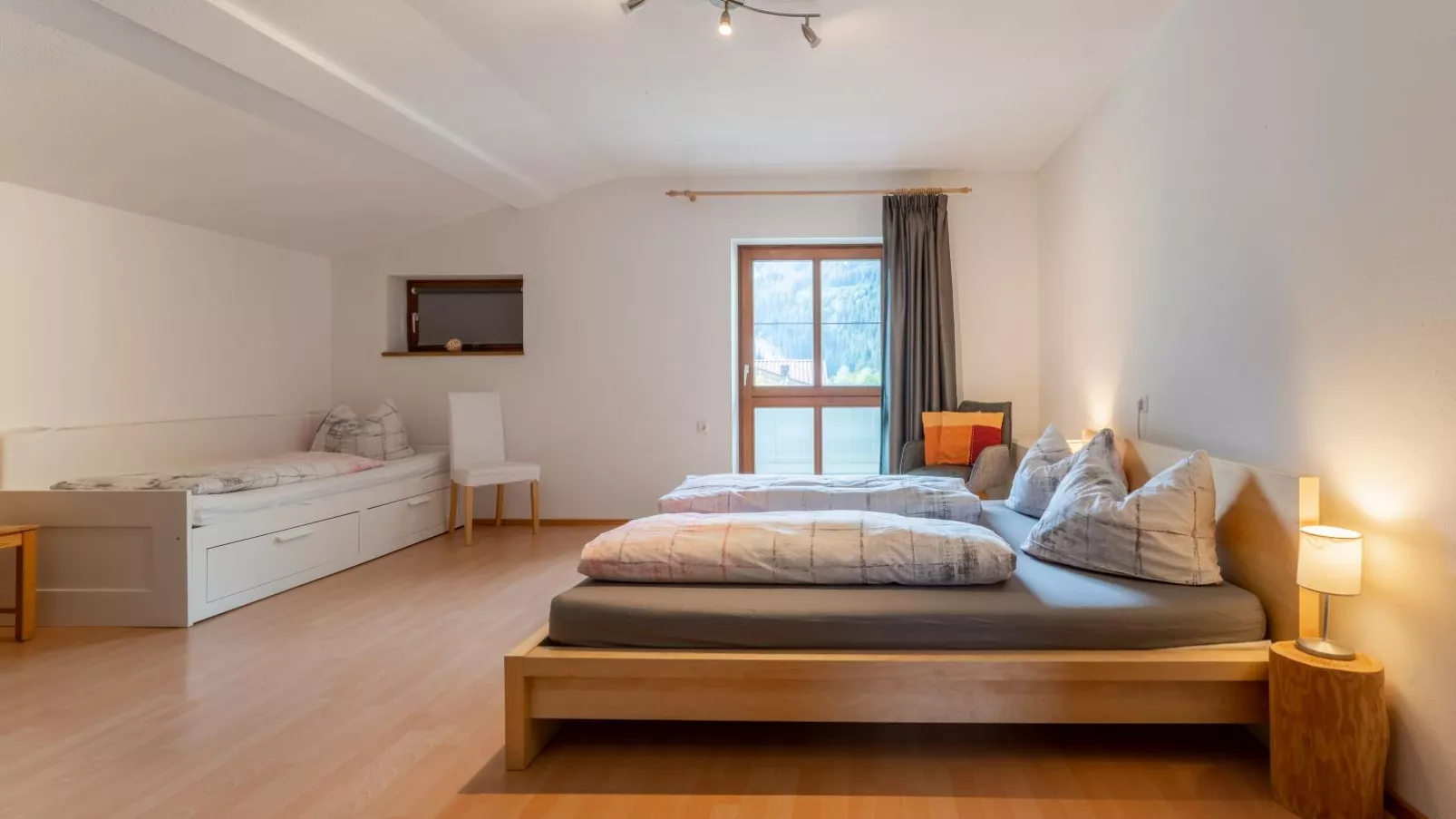 Tauernpanorama-Bedroom