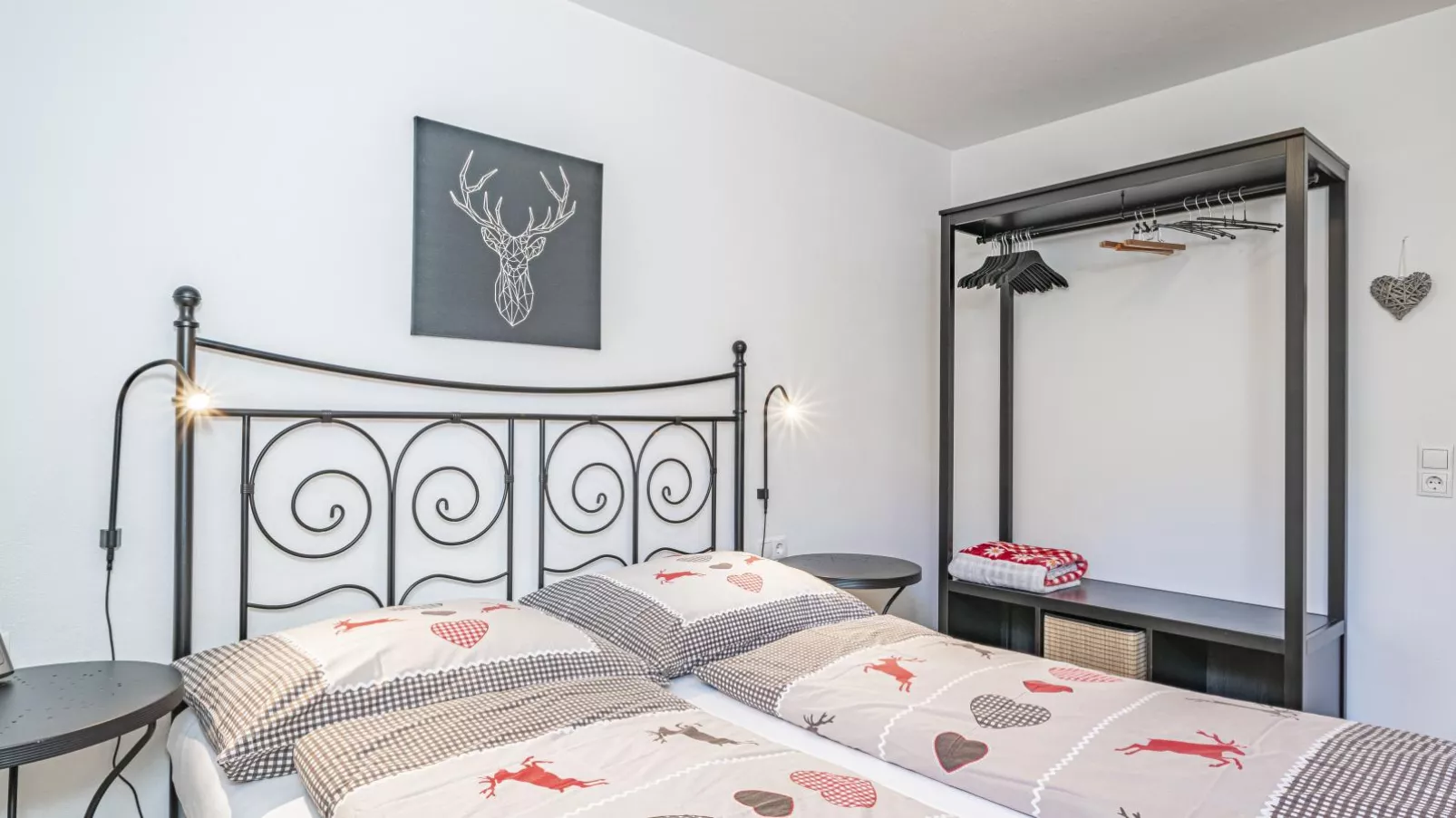 IndieBerge-Bedroom