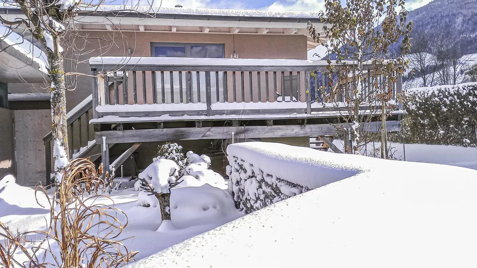 IndieBerge-Exterior winter