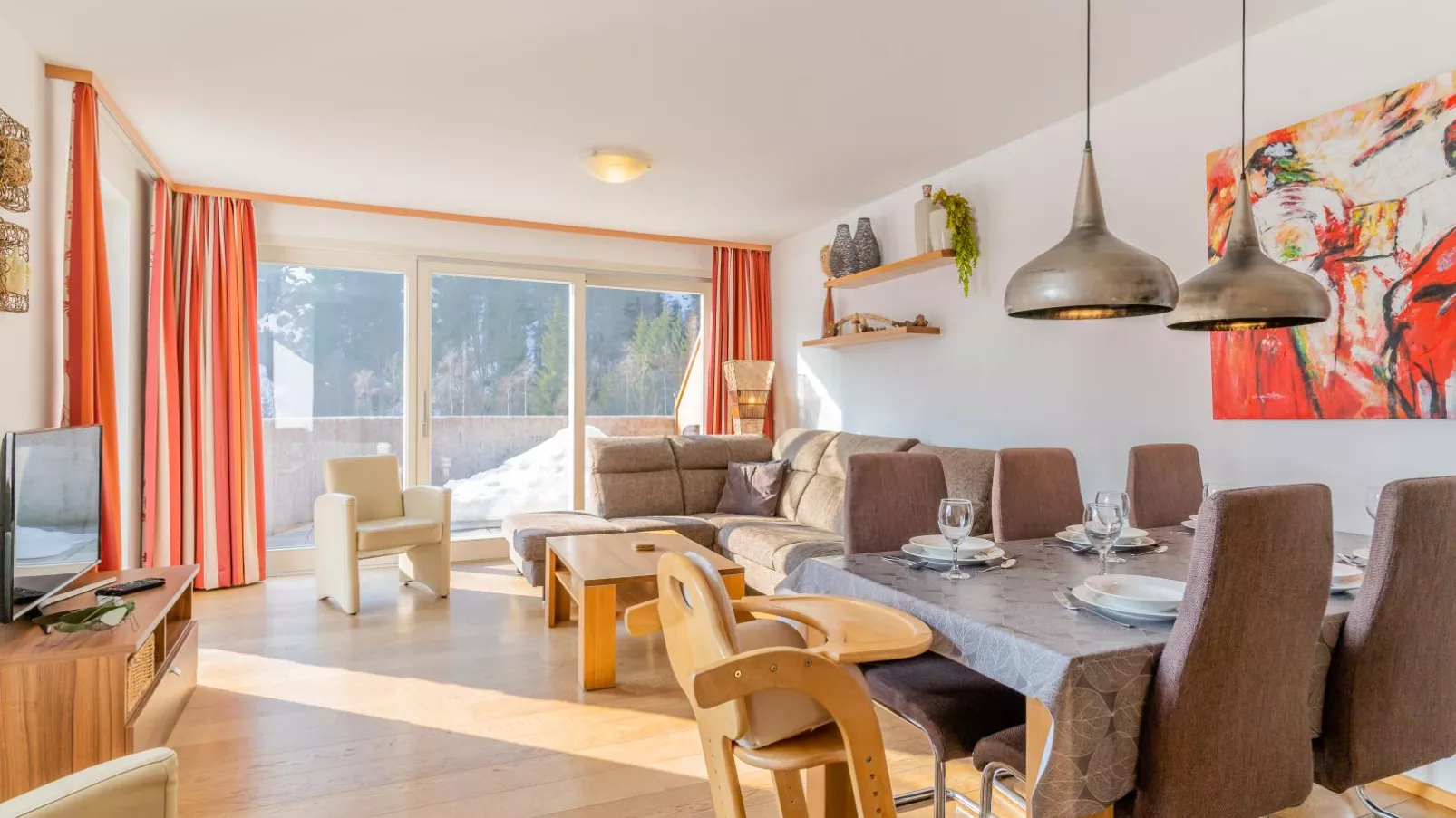 Glemmtal-Dining room