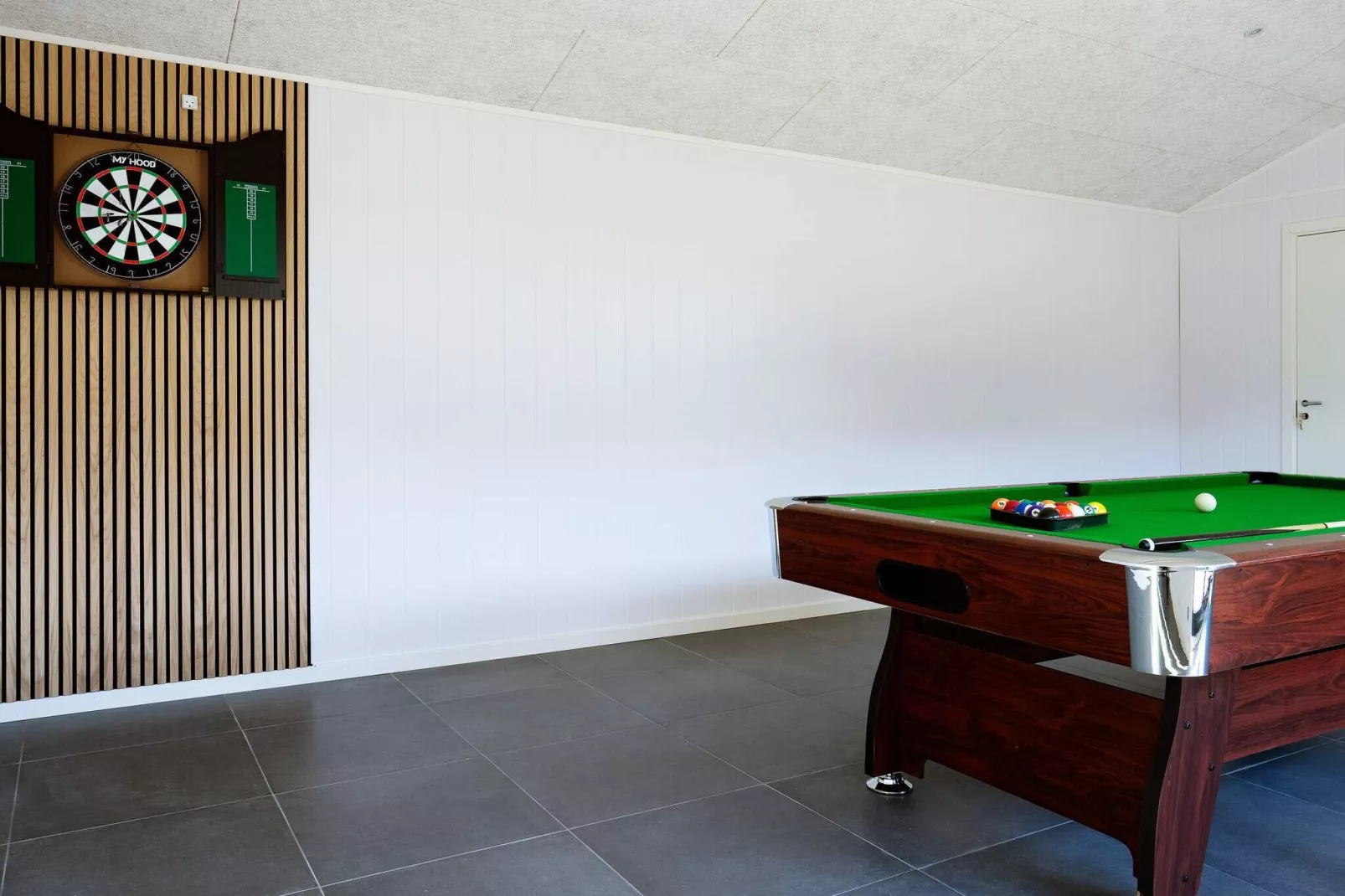 8 person holiday home in Jerup-By Traum-Indoor