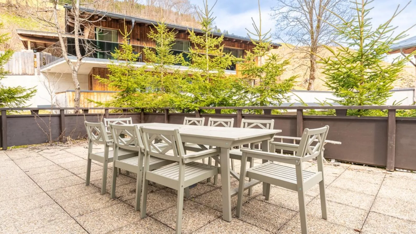 Heimelig XL-Terrace balcony