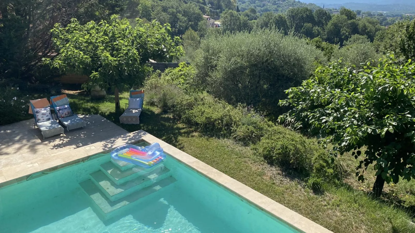 Villa Olivier-Aussicht Sommer