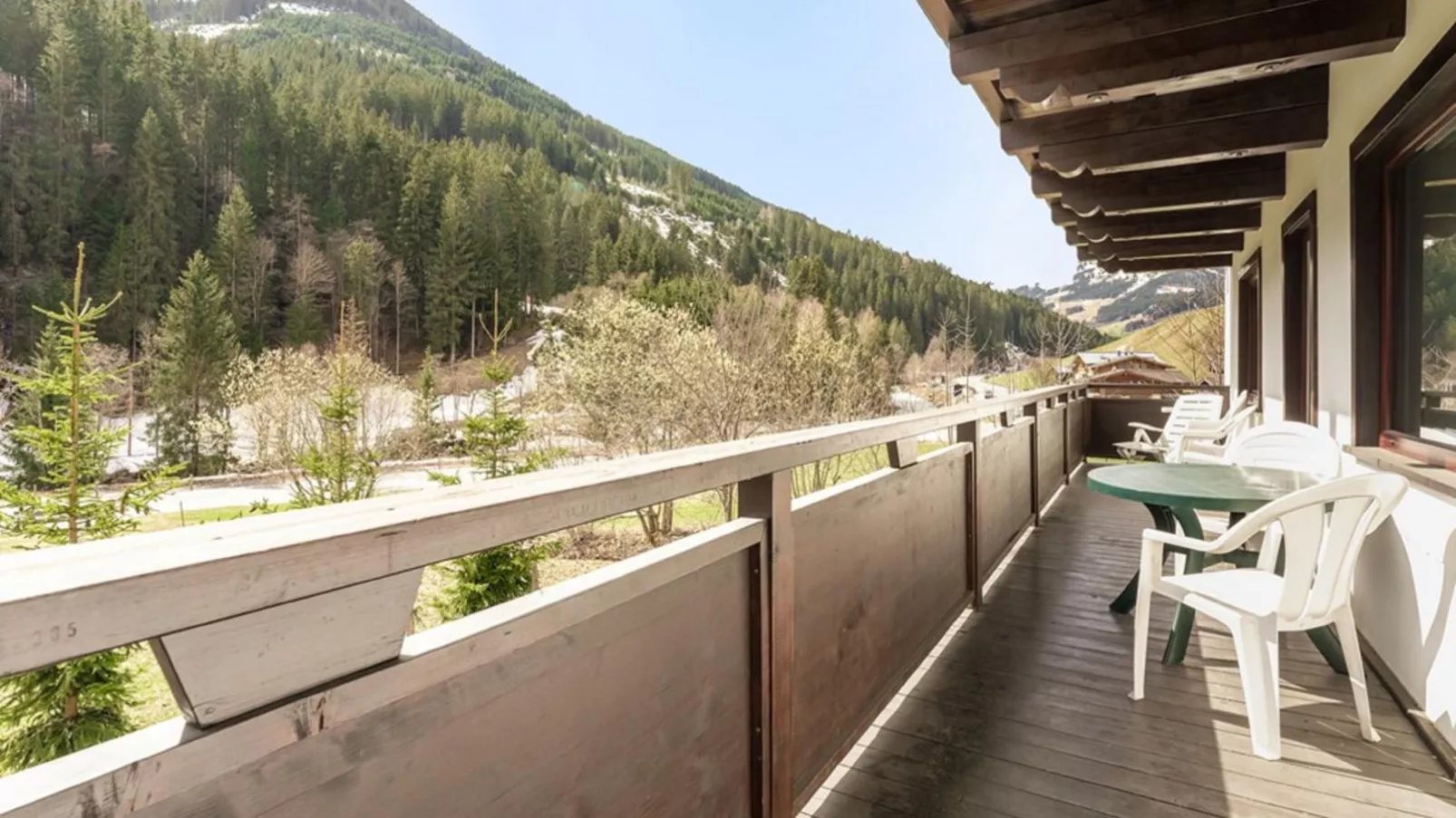 Heimelig XL-Terrace balcony