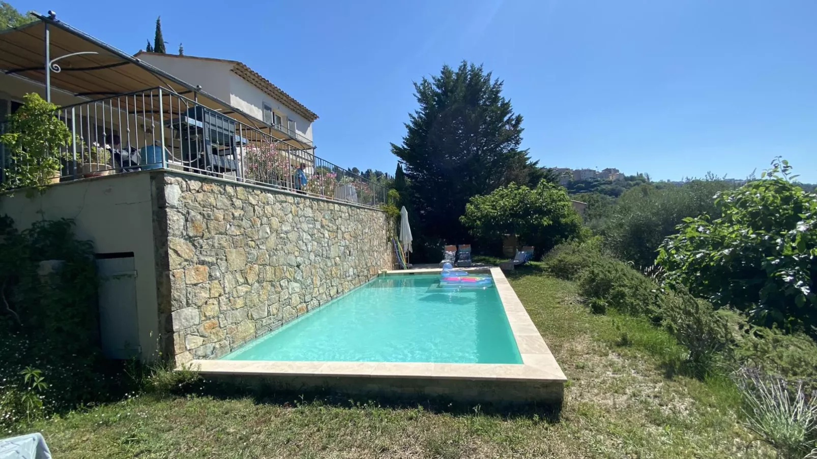 Villa Olivier-Außenbereich Sommer
