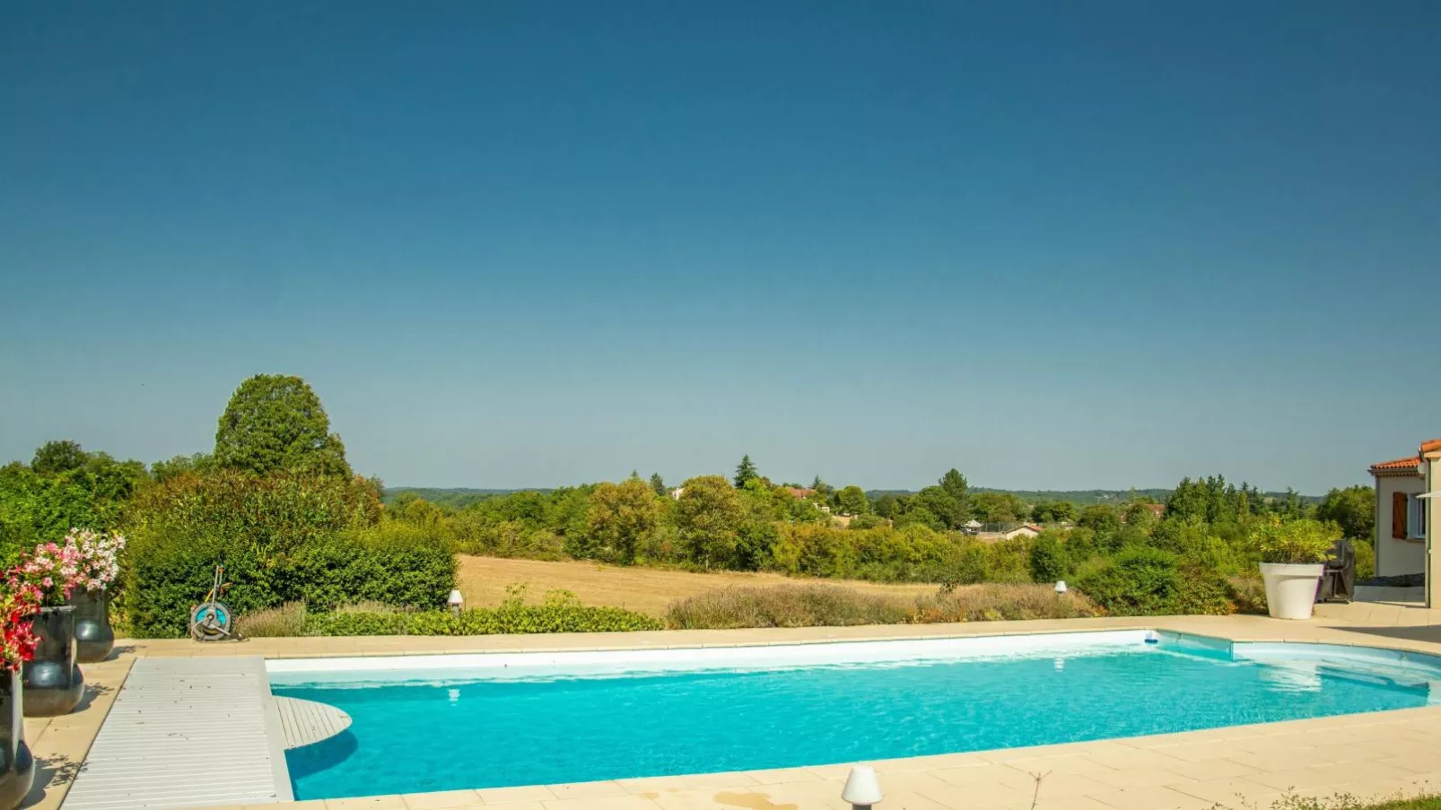 Les Graves-Pool