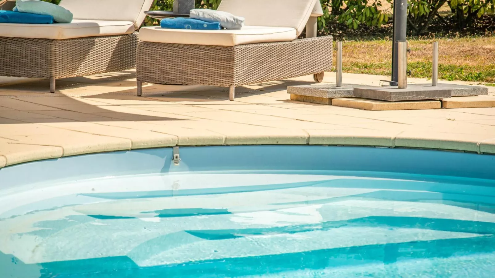 Les Graves-Pool