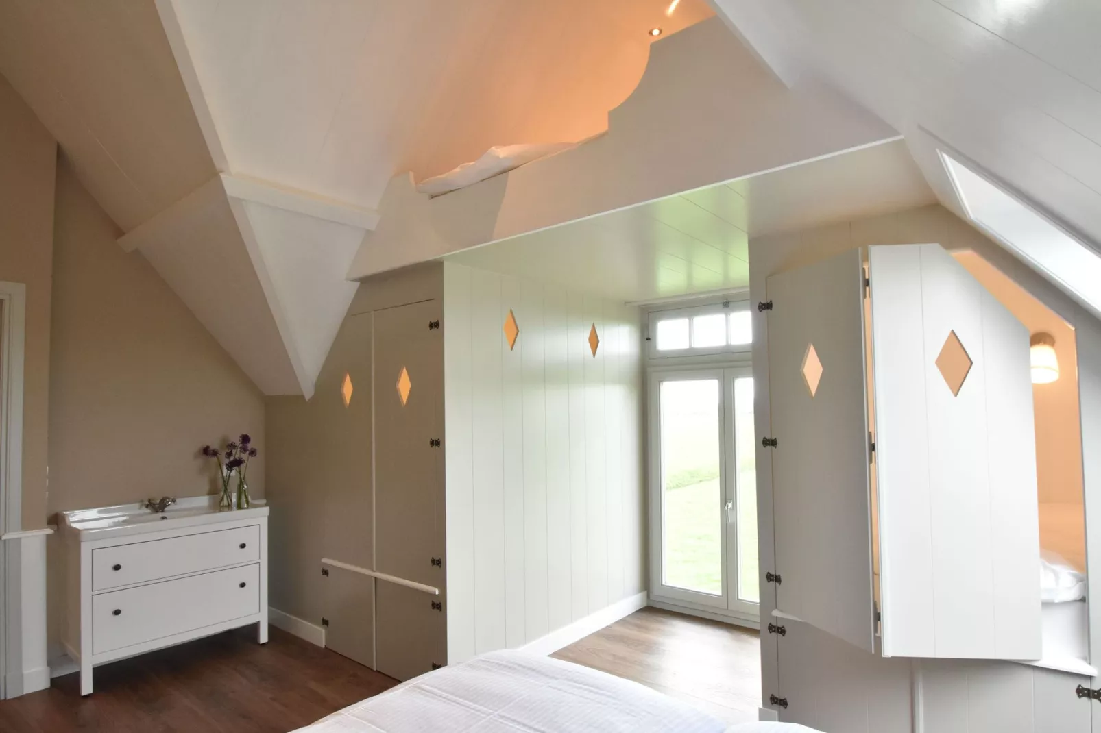 Onder de Molen 24 pers-Schlafzimmer