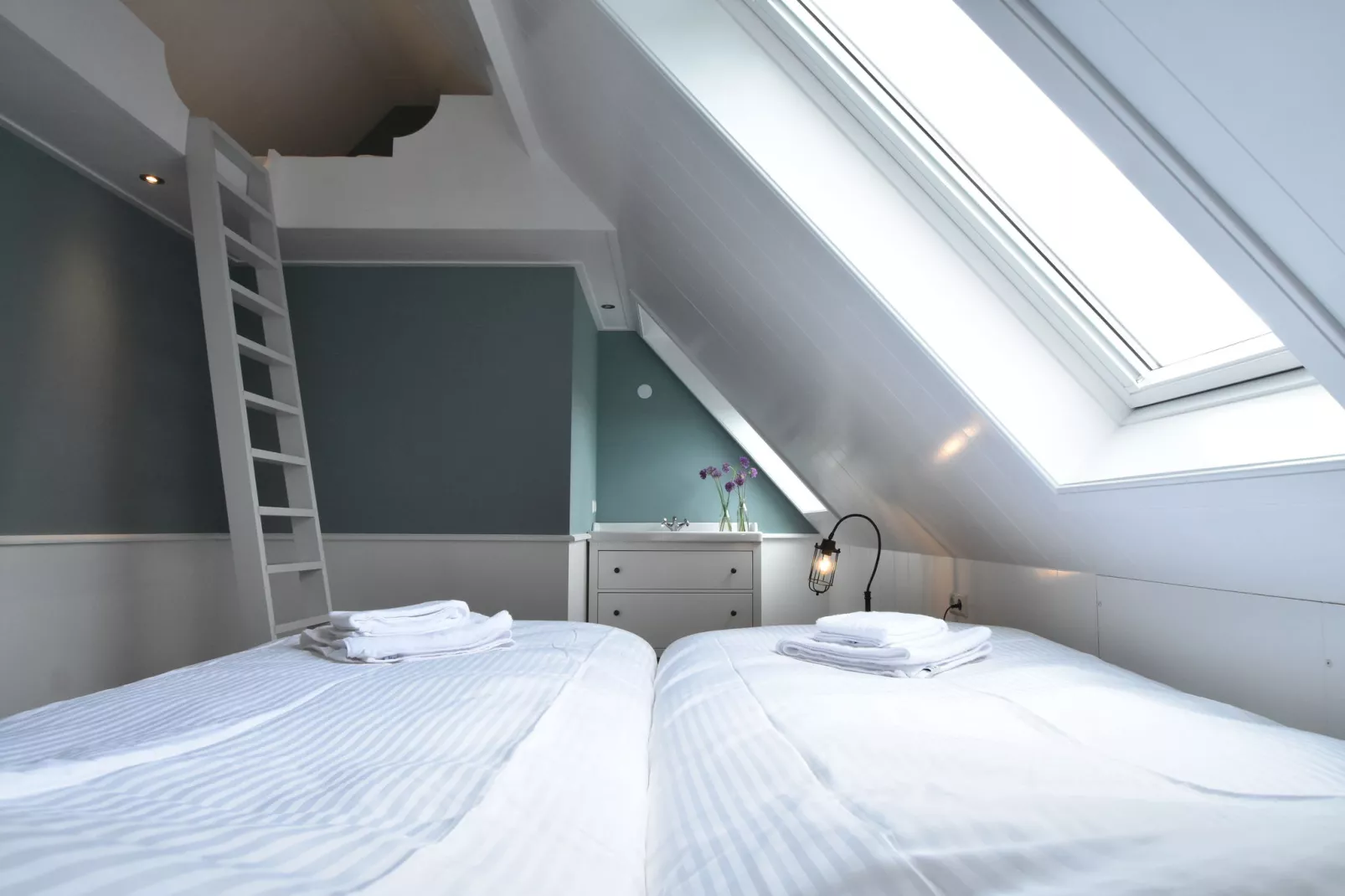 Onder de Molen 24 pers-Schlafzimmer