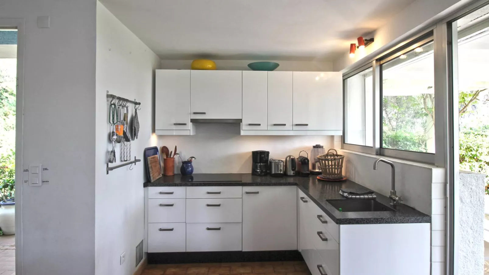 Loumic-Kitchen