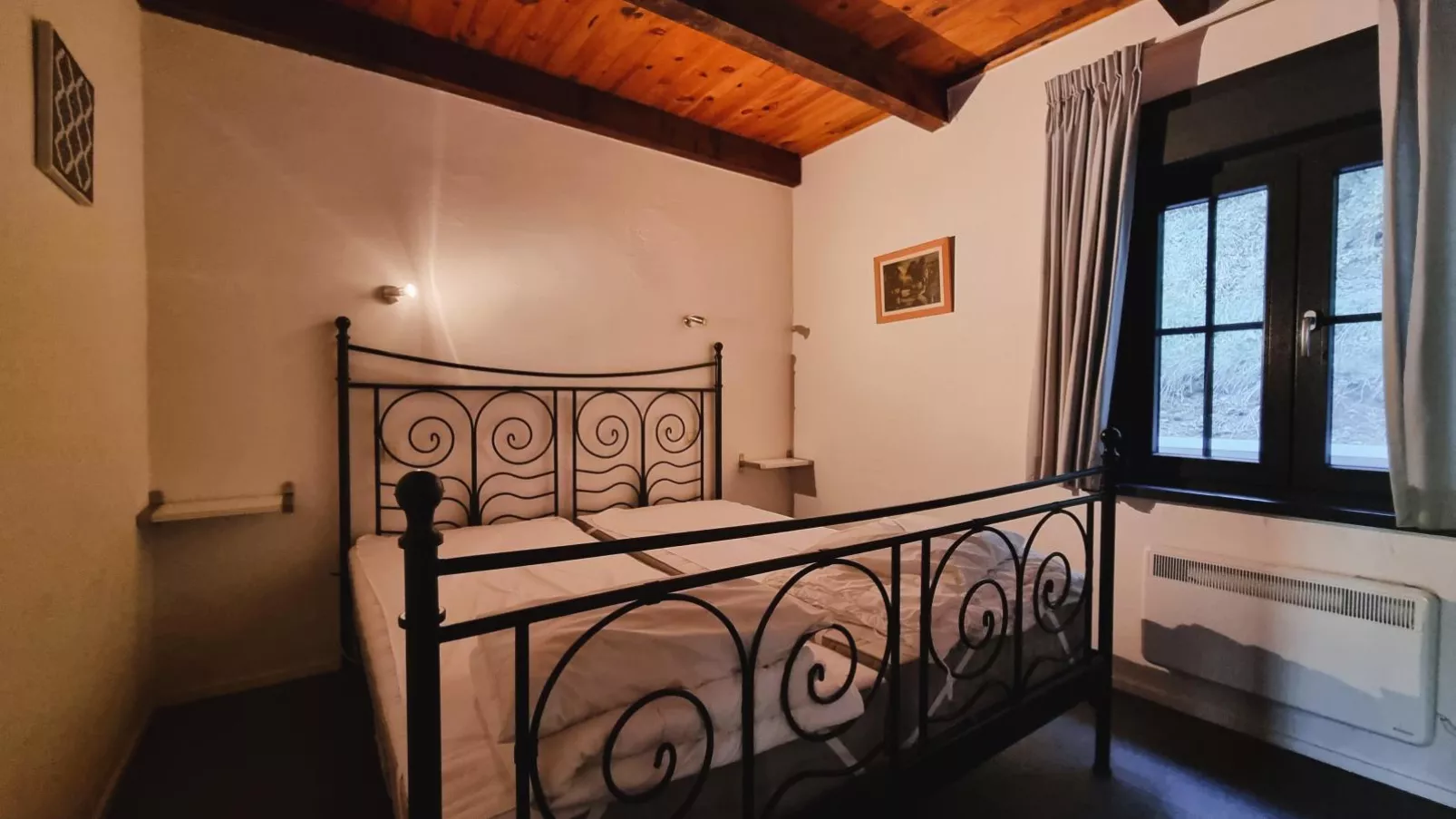 Le Castelas-Schlafzimmer