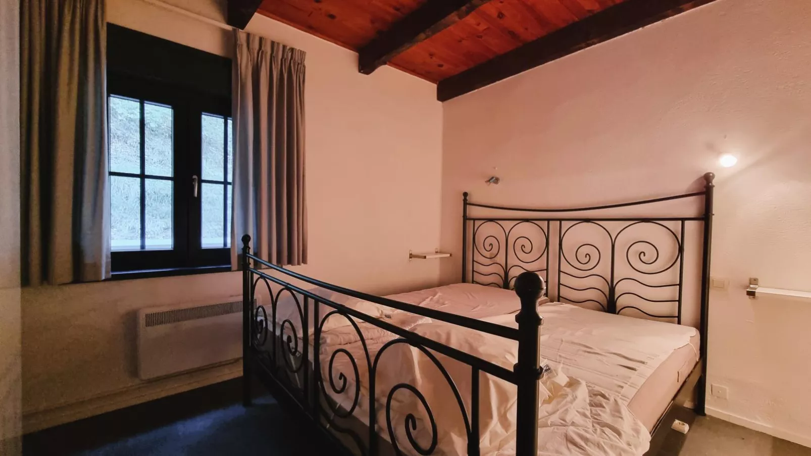 Le Castelas-Schlafzimmer