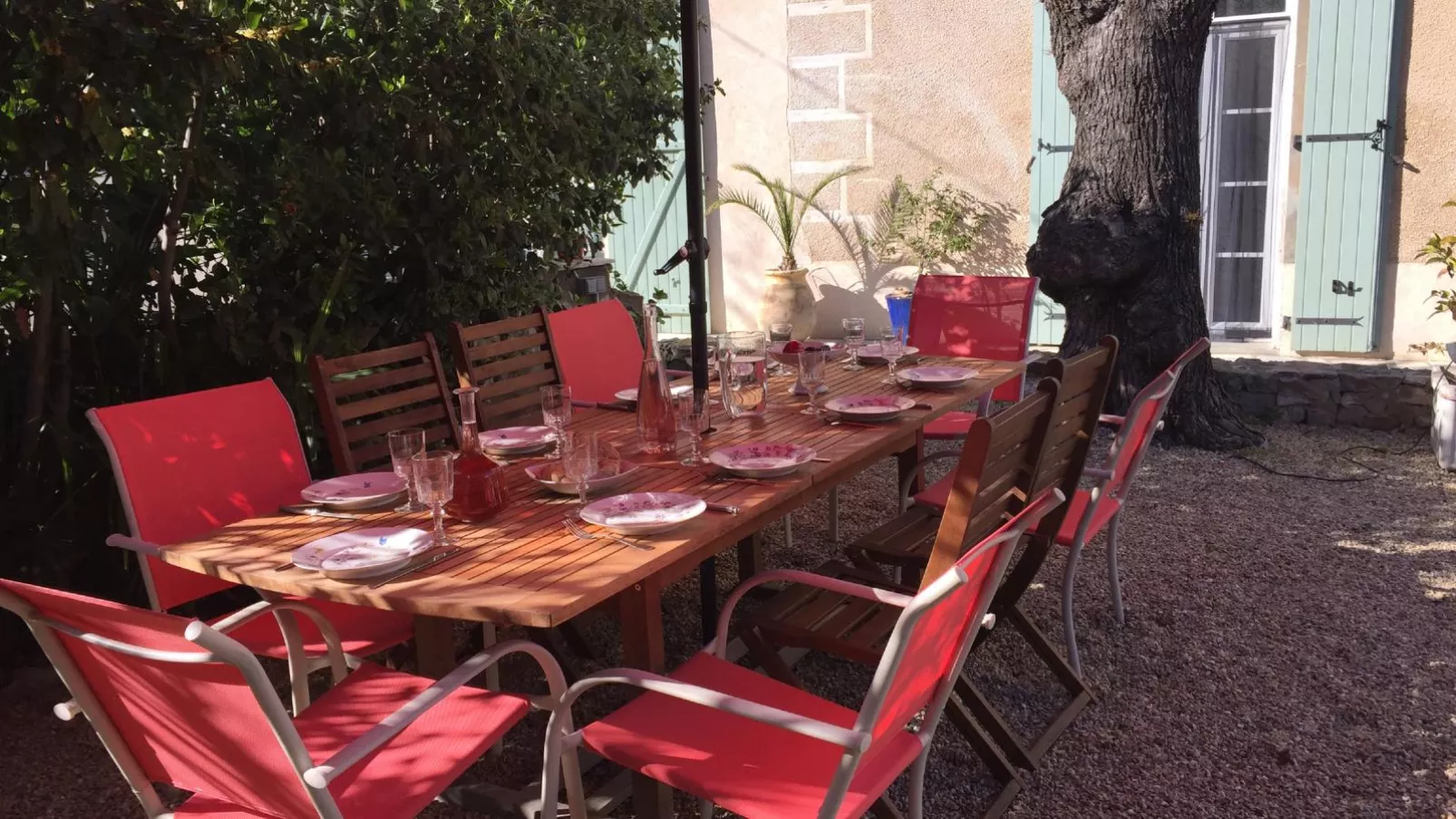 La maison des Vendangeurs-Terrace balcony