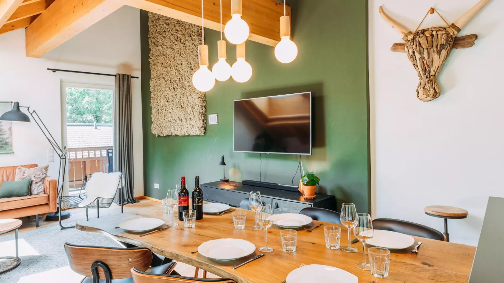 Drei Berge Top 7-Dining room