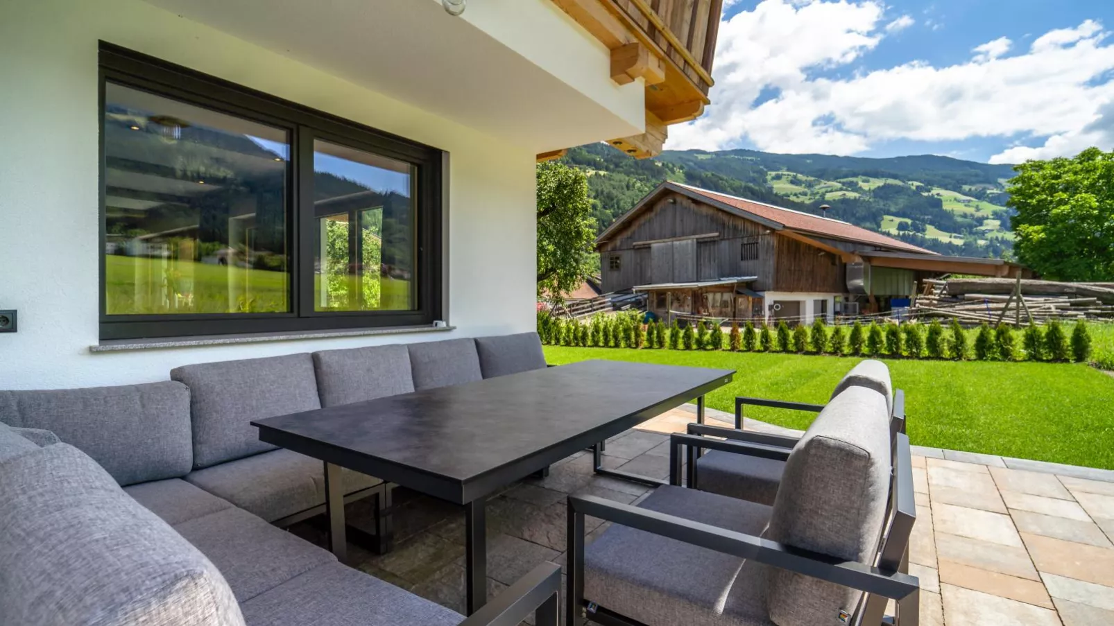 Chalet Bodahof-Terrace balcony