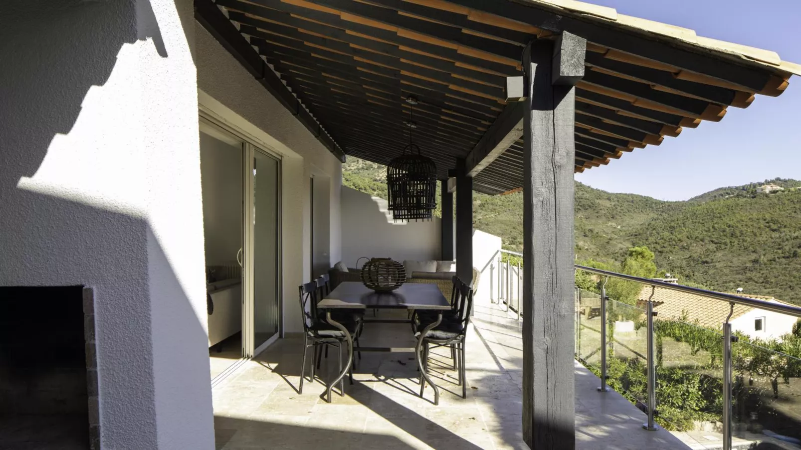 Villa les Oiseaux-View summer