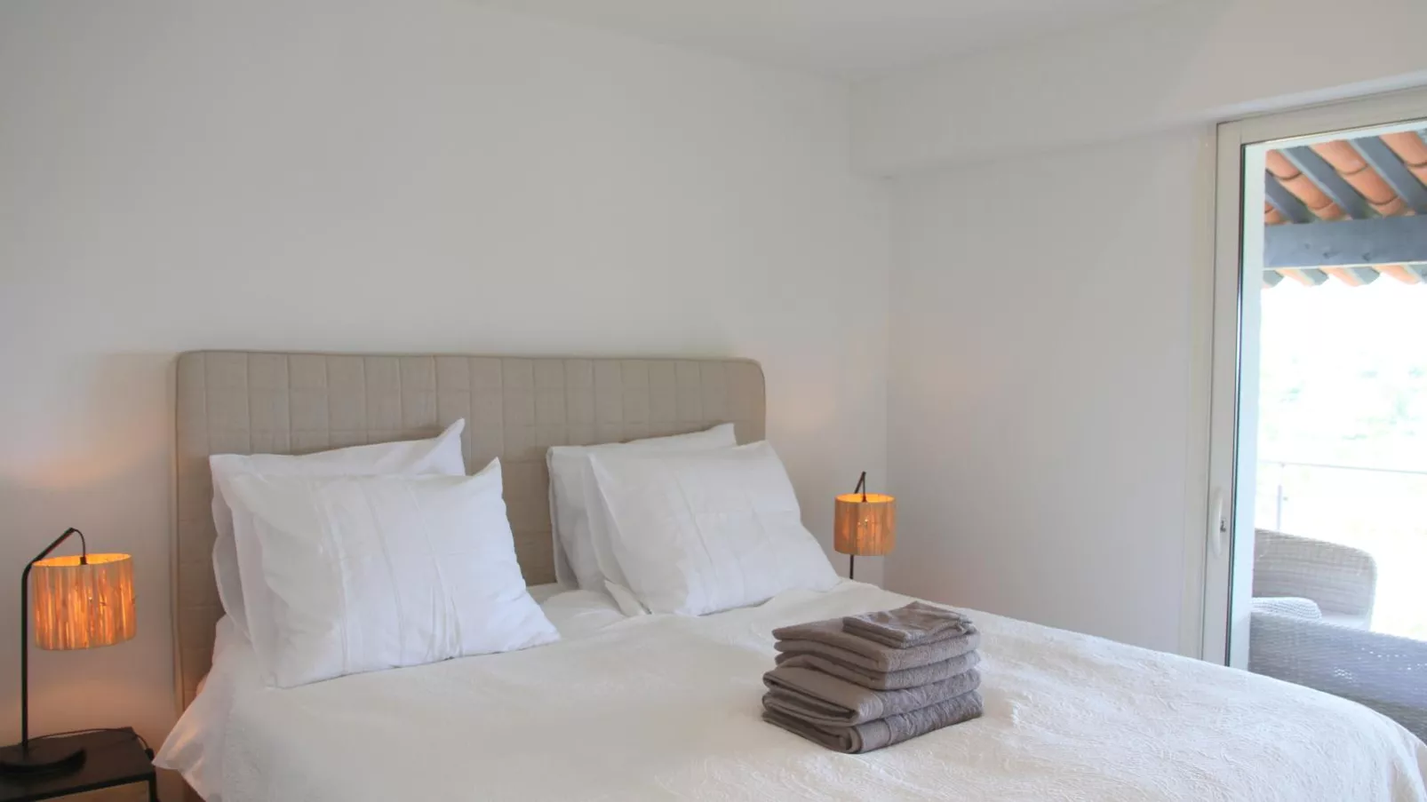 Villa les Oiseaux-Bedroom