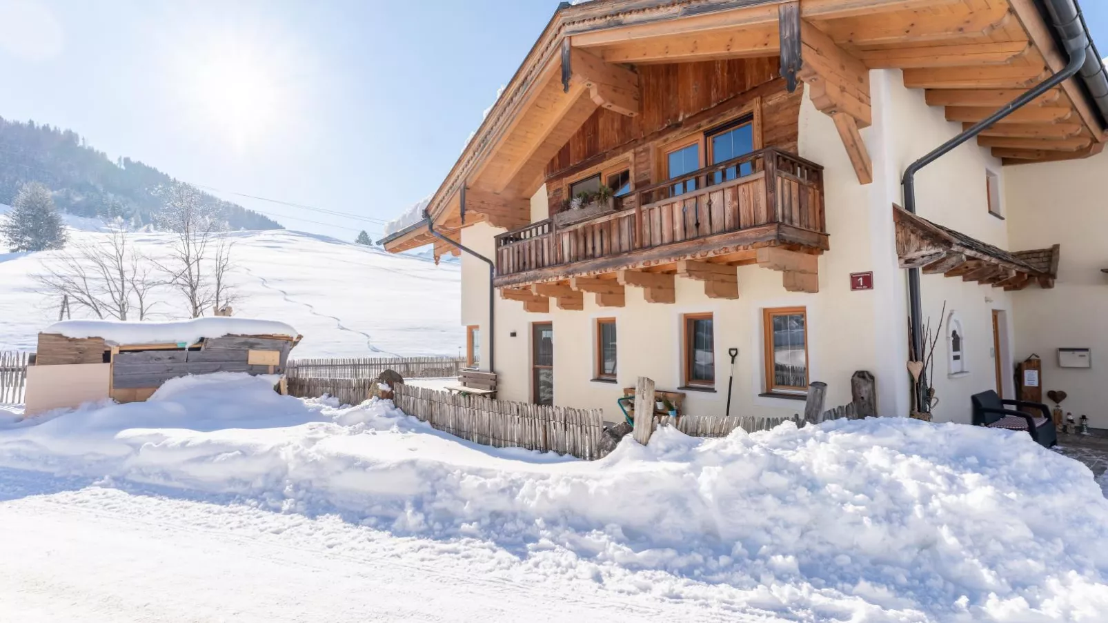 Sommerstein-Exterior winter
