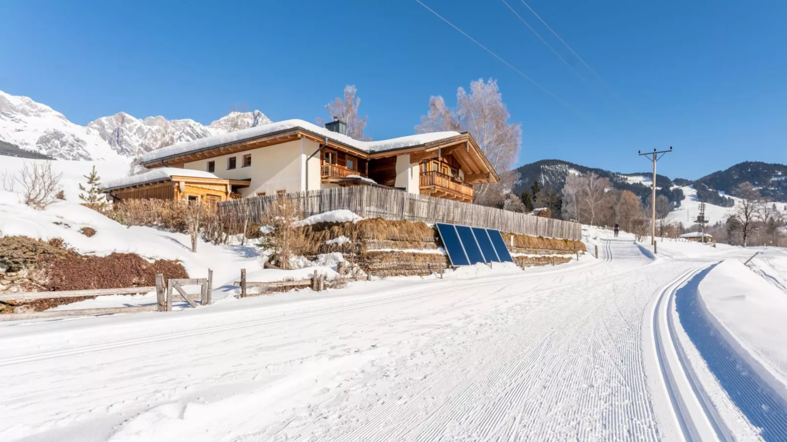 Sommerstein-Exterior winter