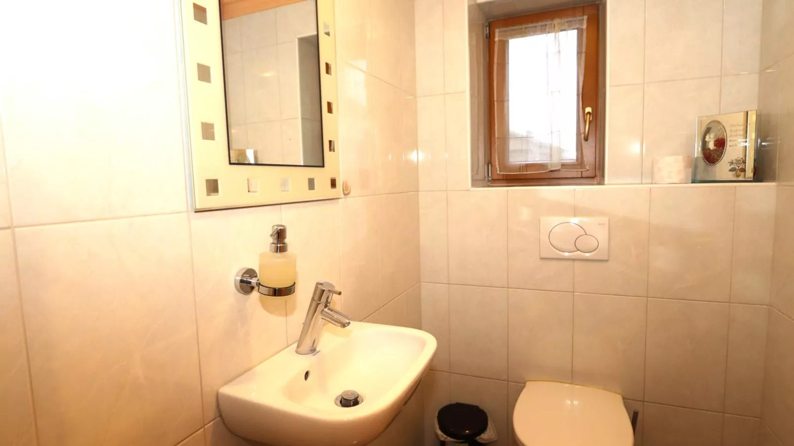 Apartment Höllwarth-Bathroom