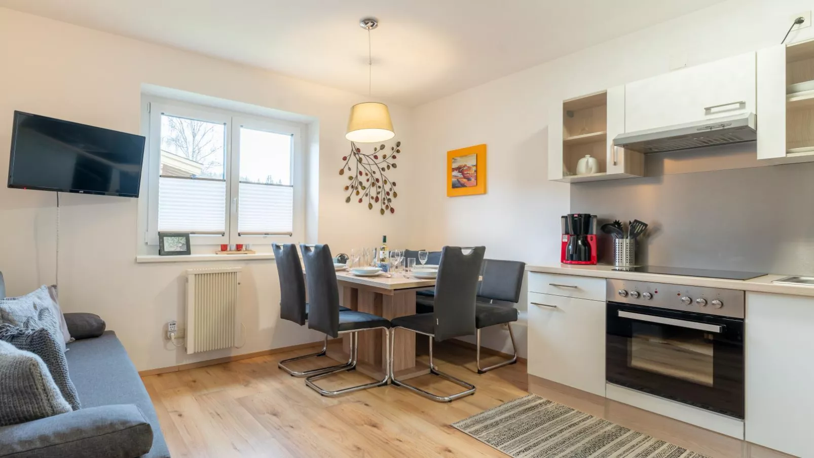 Conny-Dining room