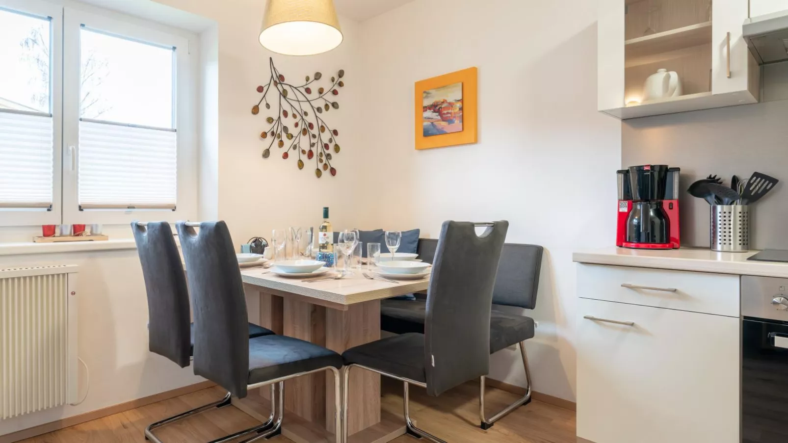 Conny-Dining room