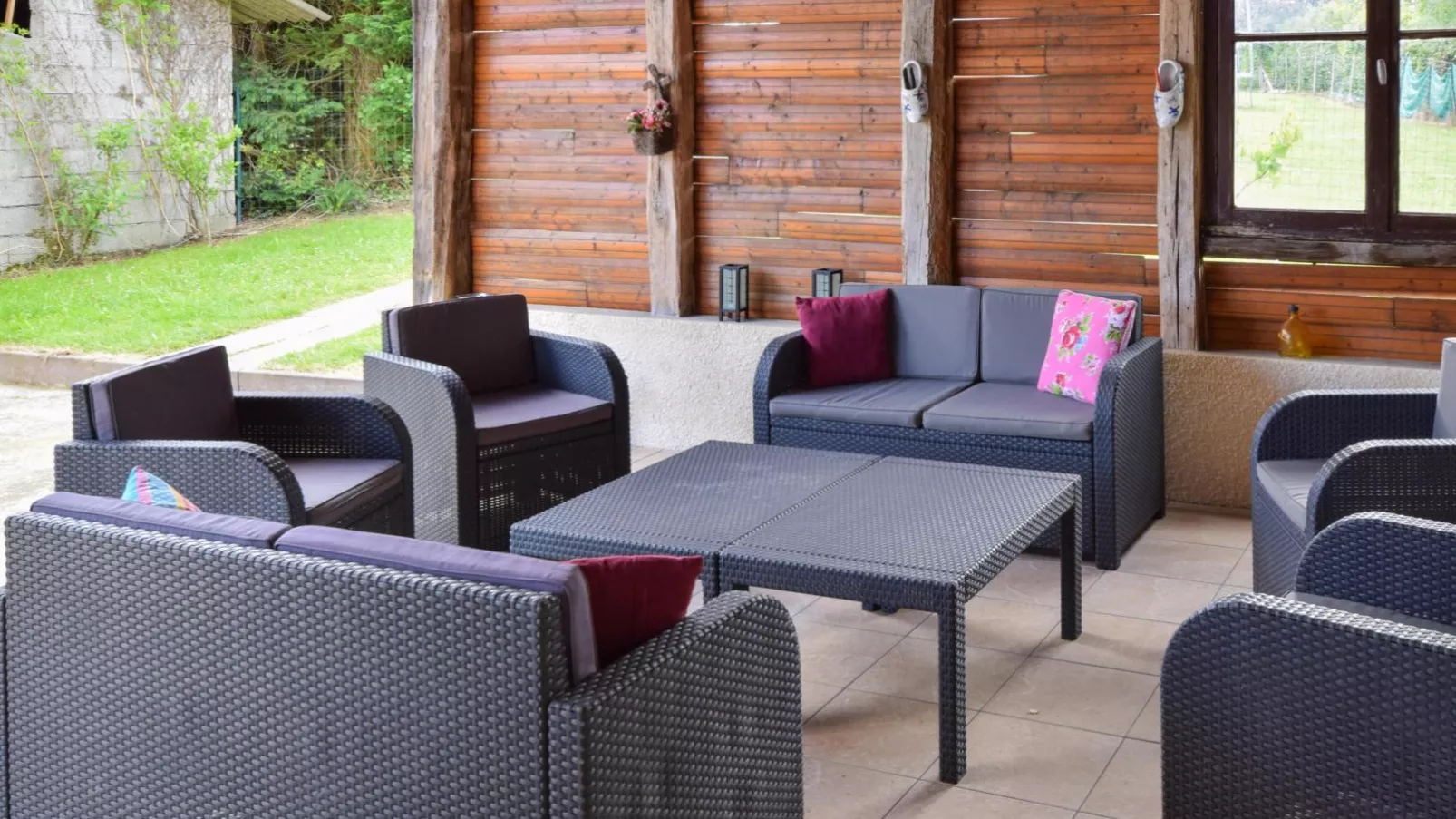 Grande Gite Bassoues-Terrace balcony
