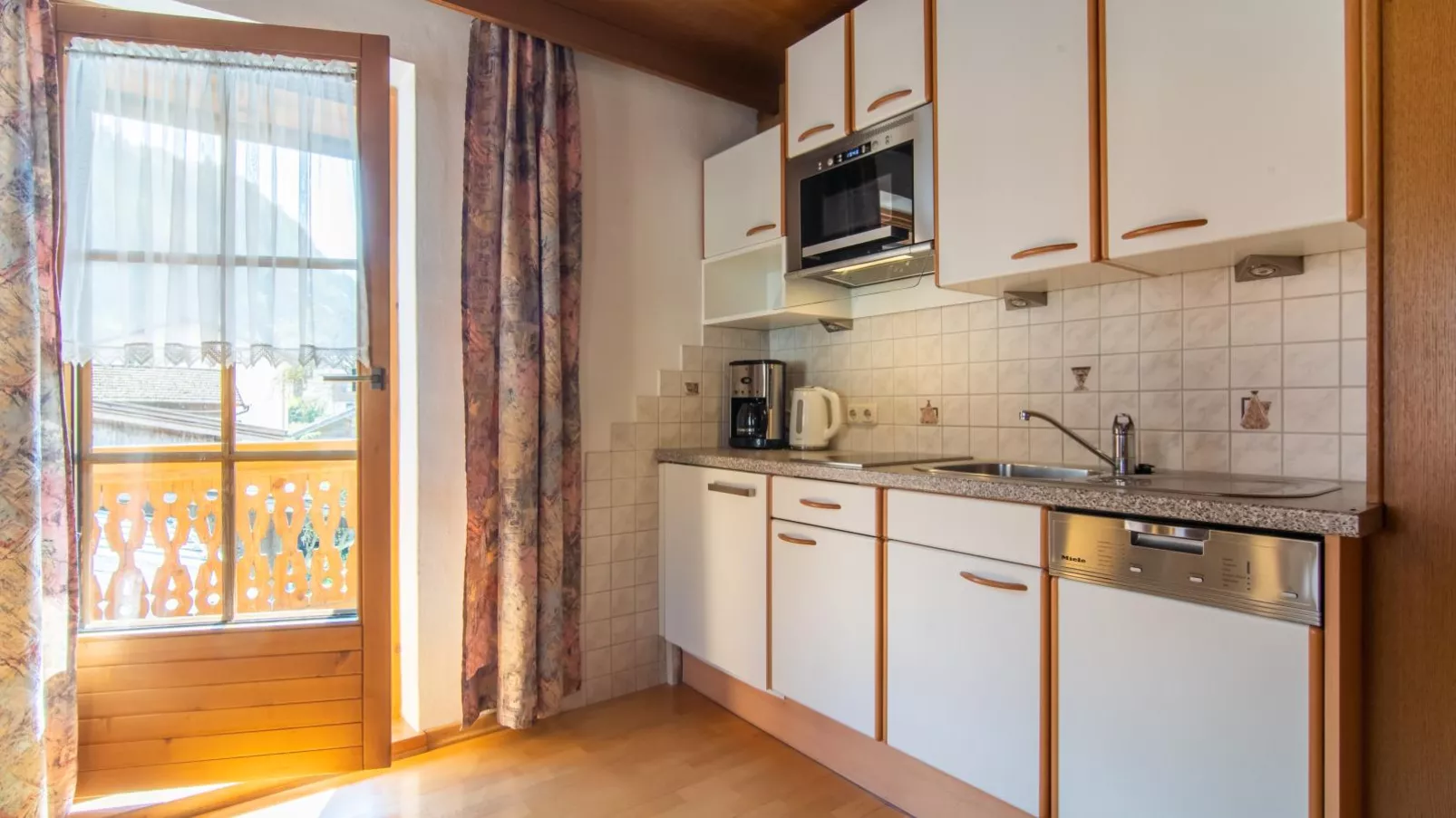 Haus Stock-Kitchen
