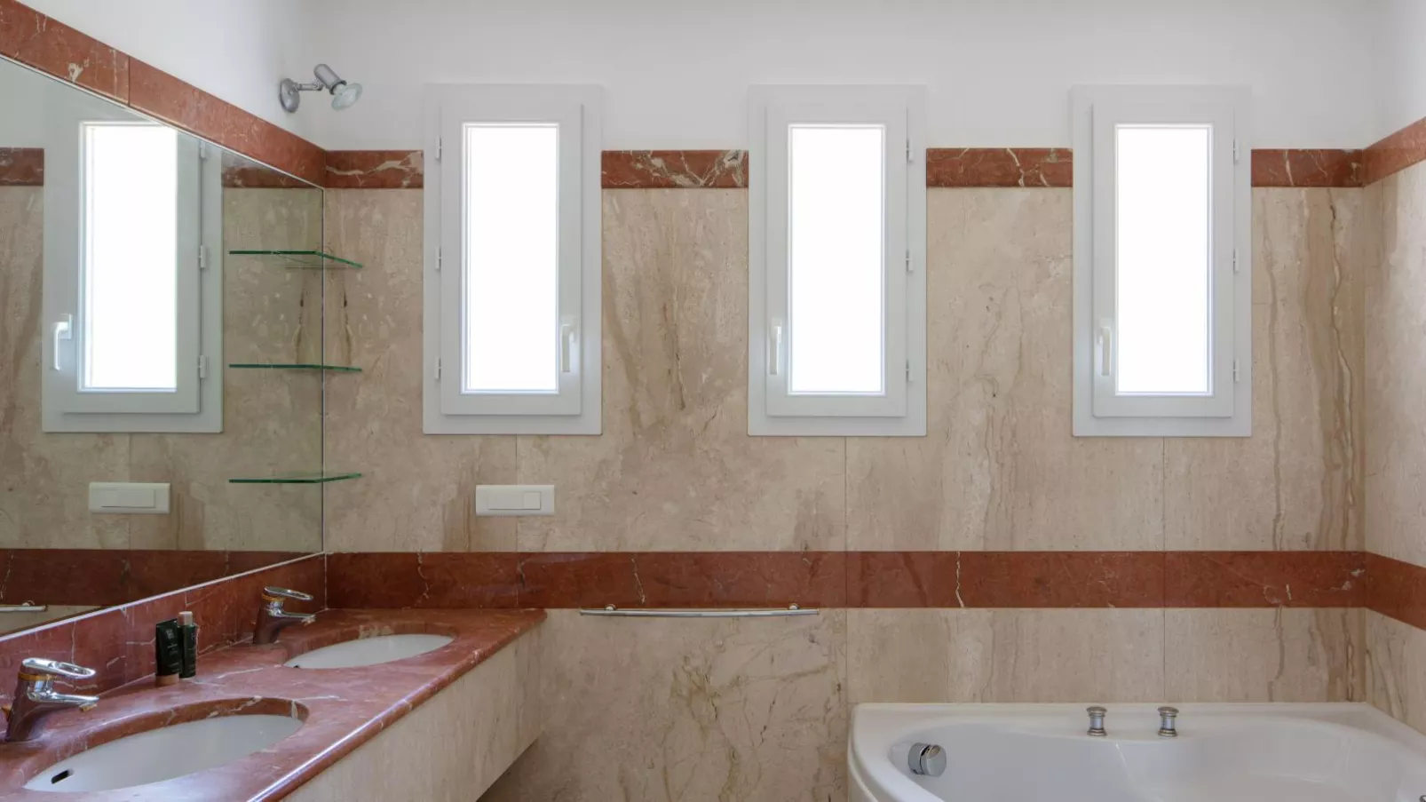 Golf et Mer C5-Bathroom