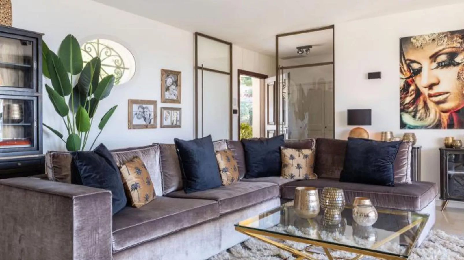 Golf dOr C6-Living room