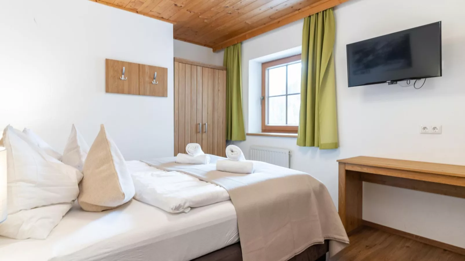 Alpensteinbock Saalbach-Bedroom