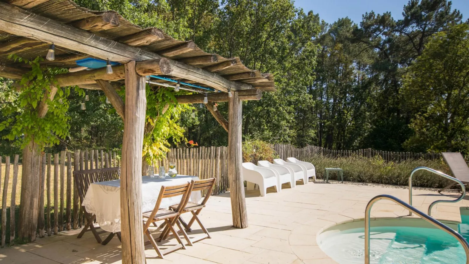 poolofhouse