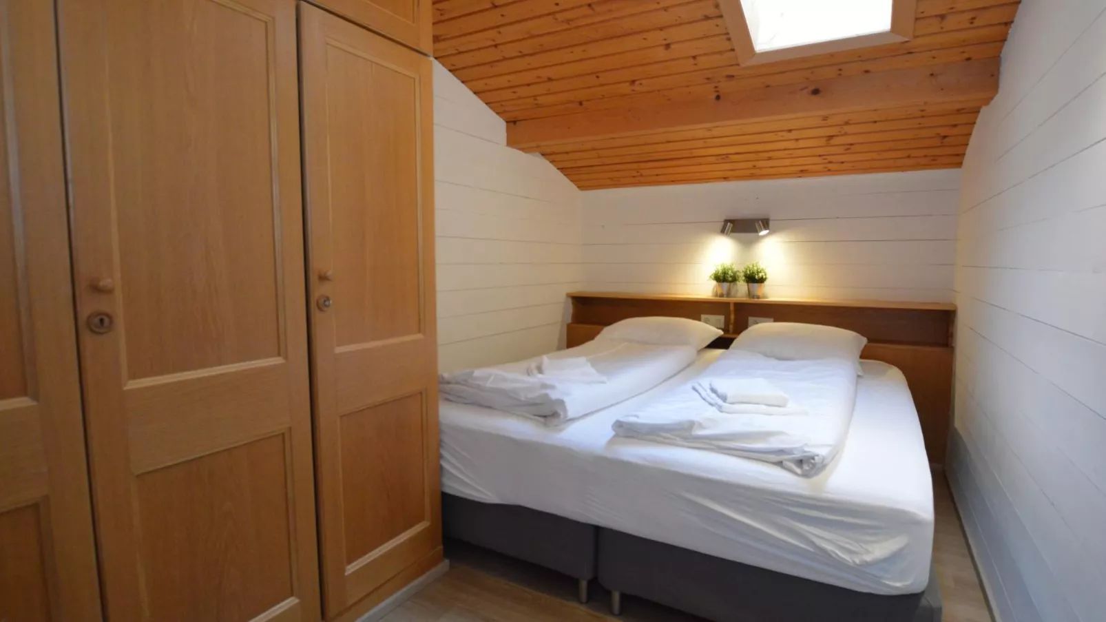 Family Apartment-Schlafzimmer