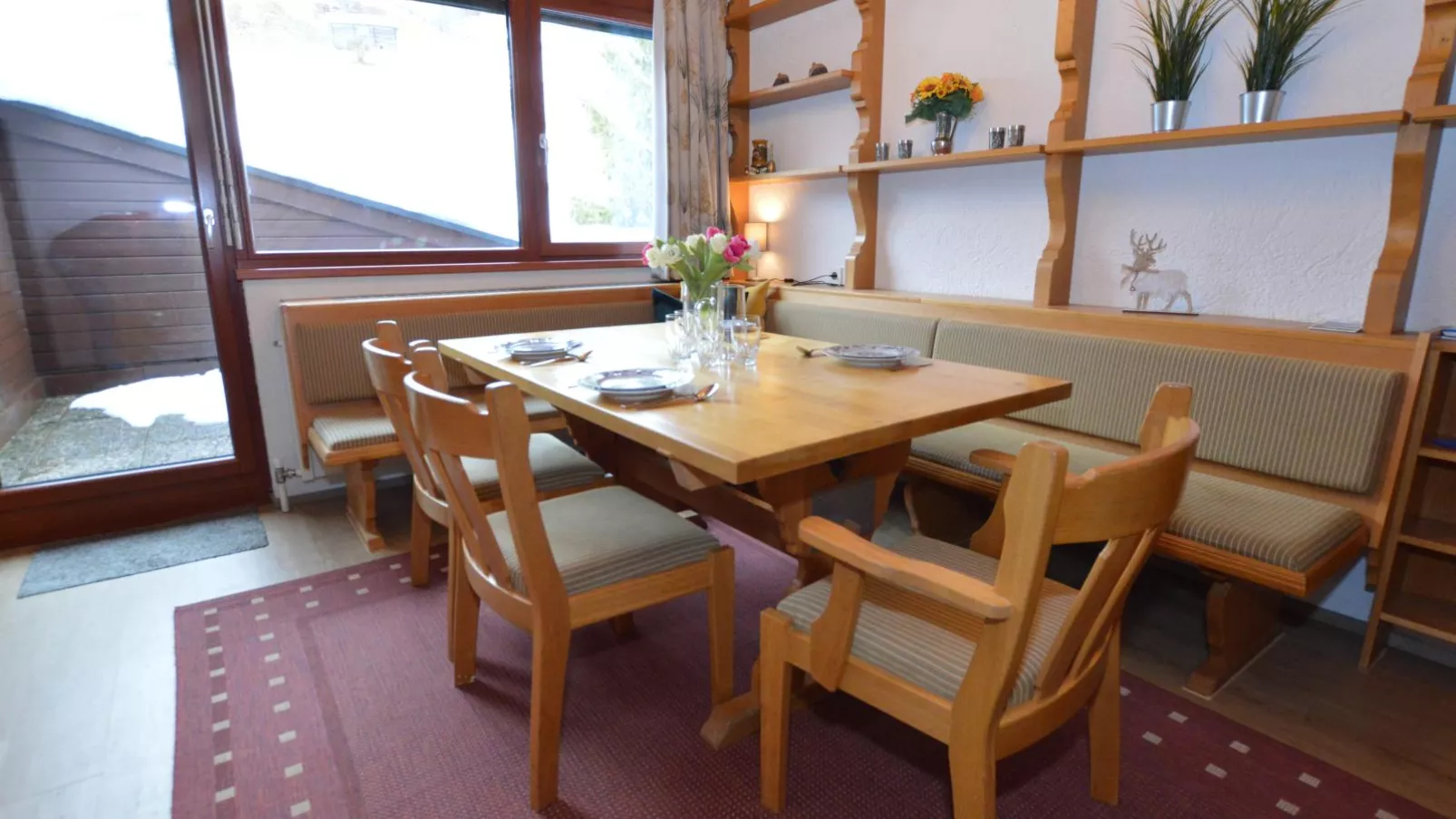 Family Apartment-Wohnzimmer