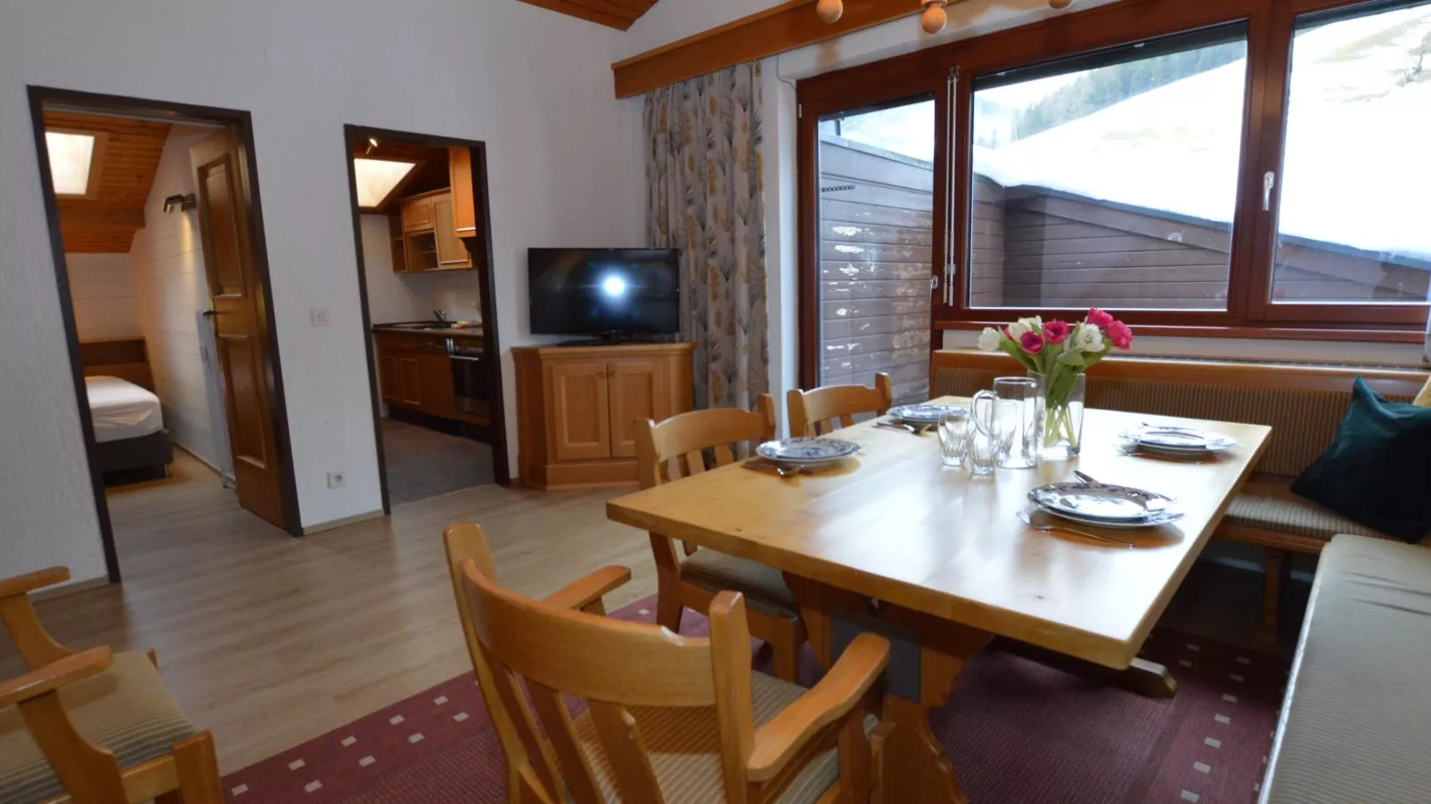 Family Apartment-Wohnzimmer